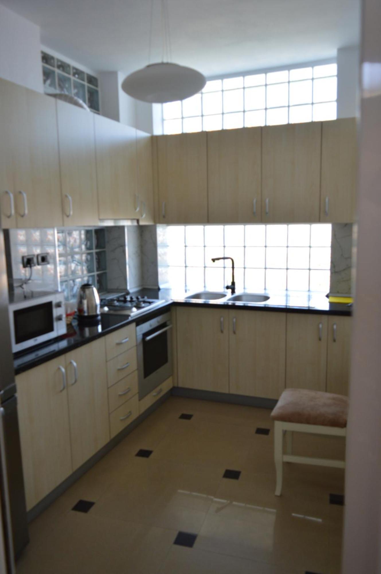 Noor Apartments Tirana Esterno foto
