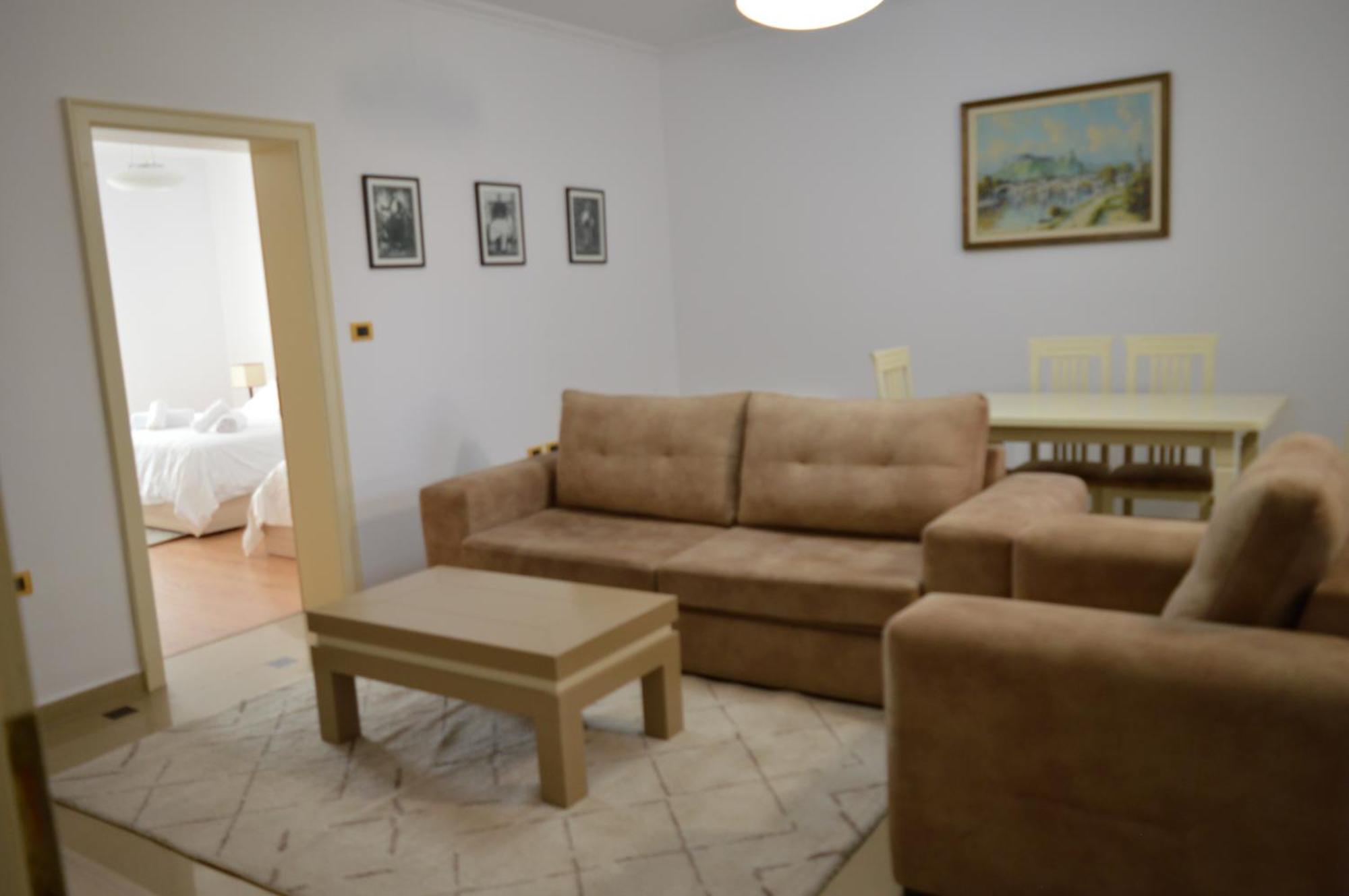 Noor Apartments Tirana Esterno foto