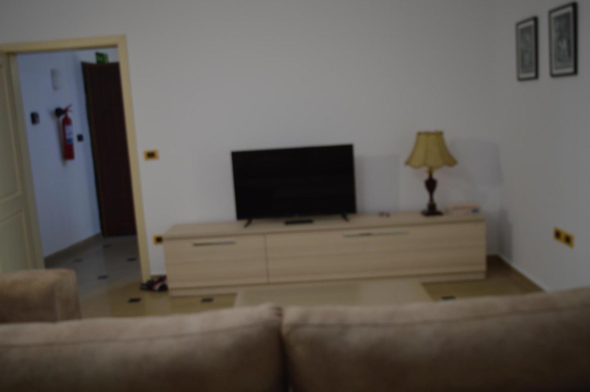 Noor Apartments Tirana Esterno foto