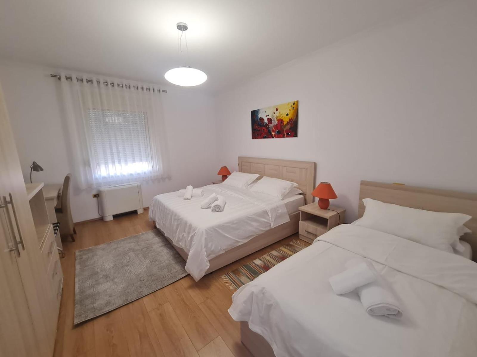 Noor Apartments Tirana Esterno foto